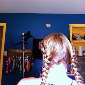 Meet your Posher, Abby